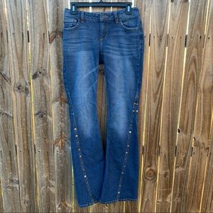Idyllwind Women’s Studded Jeans